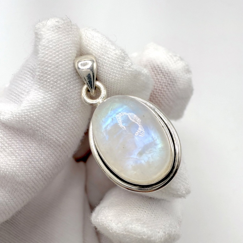 Genuine Oval Cabochon Rainbow Moonstone .925 Sterling Silver Pendant - Picture 4 of 16